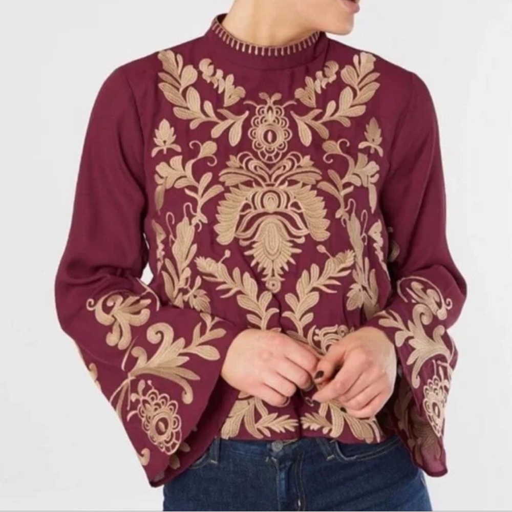 Gimmicks by BKE Burgundy Top